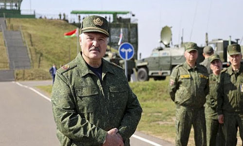Lukashenko: EE.UU. está arrastrando a Bielorrusia a un conflicto militar